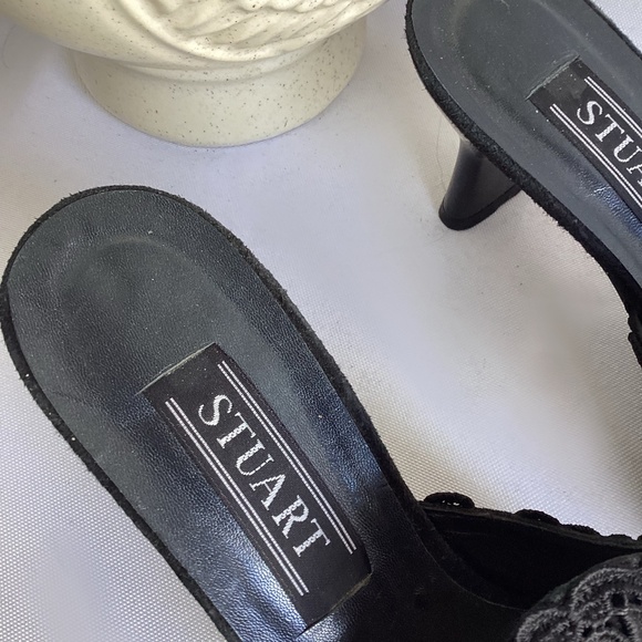 Stuart Weitzman Black Crochet Lace Mule - Picture 4 of 5